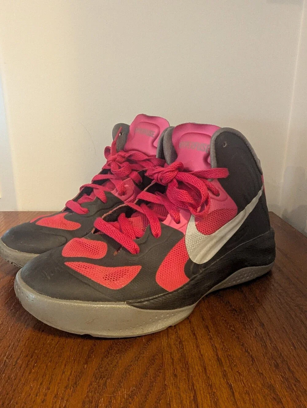 Girls Nike Zoom Hyperfuse Basketball/Fashion Sneaker Size 4 Youth Pink & Gray - Picture 2 of 12